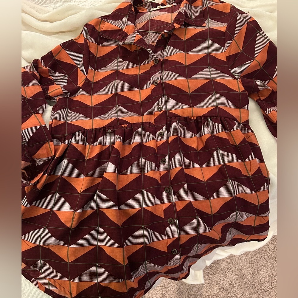 Entro Blouse Size Small Flowy Button Up Longer Blouse - Picture 10 of 10